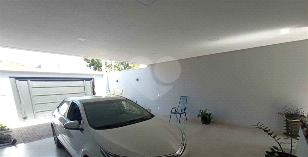 Casa à venda com 3 quartos, 250m² - Foto 20