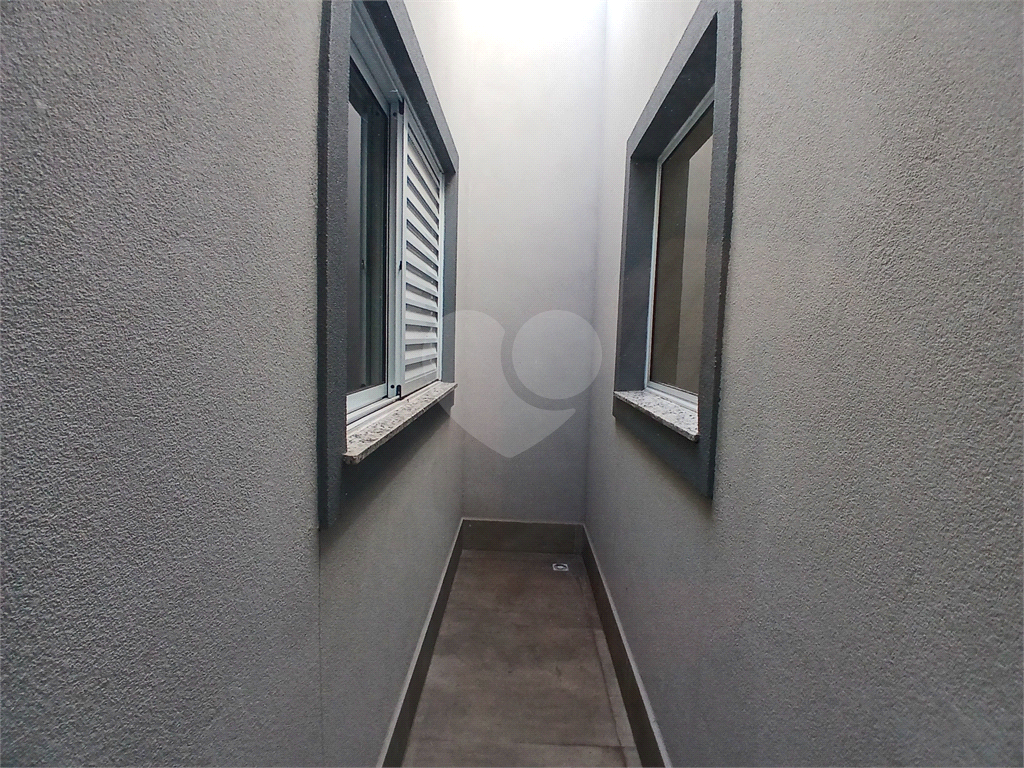 Seu Sonho Mora Aqui: Sobrado de Lançamento na Cobiçada Vila Guedes! 3 dormitórios, 1 suíte, 2 vagas de garagem.