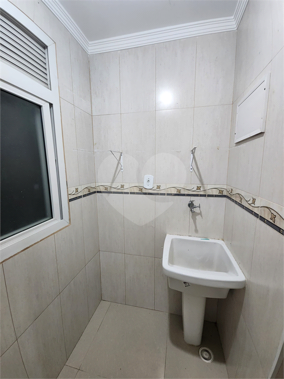 APARTAMENTO em PARQUE BRISTOL