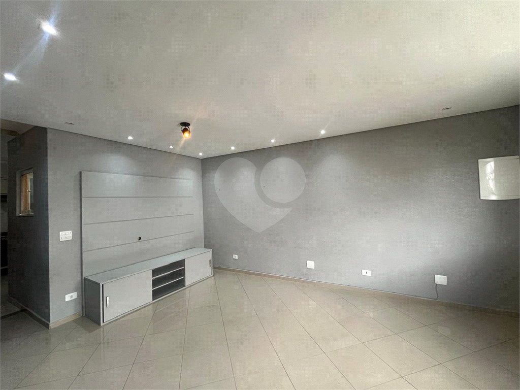 Sobrado em condominio Parada Inglesa - Venda ou Locacao
