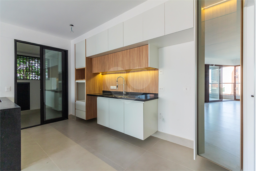 Apartamento novo para Venda com 139 m, 3 suítes, 2 vagas na Vl Madalena_SP