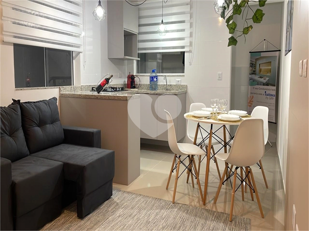 Santana - ZN Apartamento 1 dormitório e 1 banheiro Condomínio excelente localização.