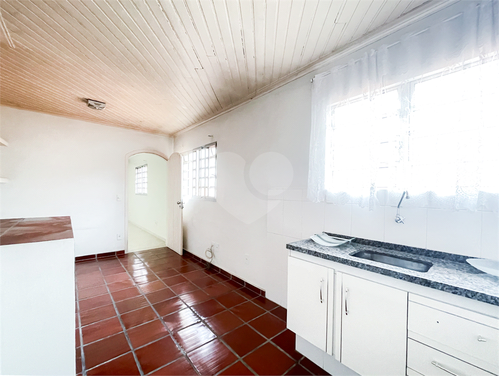Casa Térrea - Butantã - 6 Dormitórios / 3 Suítes - 3 Vagas - Venda / Compra