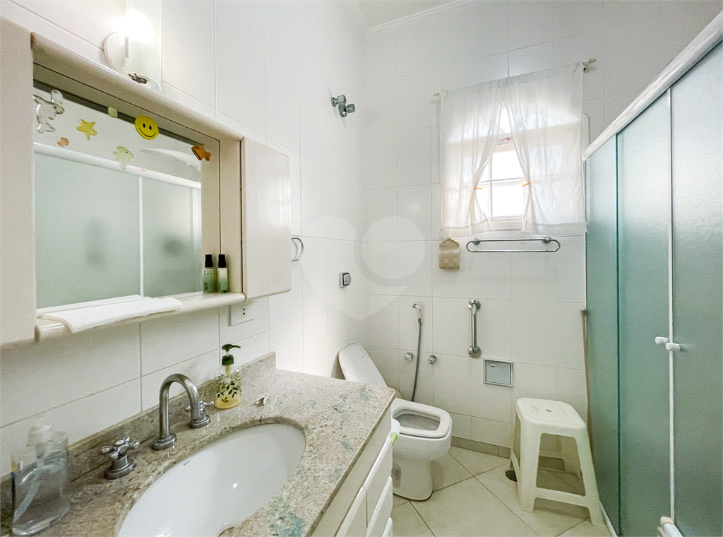 Casa Térrea - Butantã - 6 Dormitórios / 3 Suítes - 3 Vagas - Venda / Compra