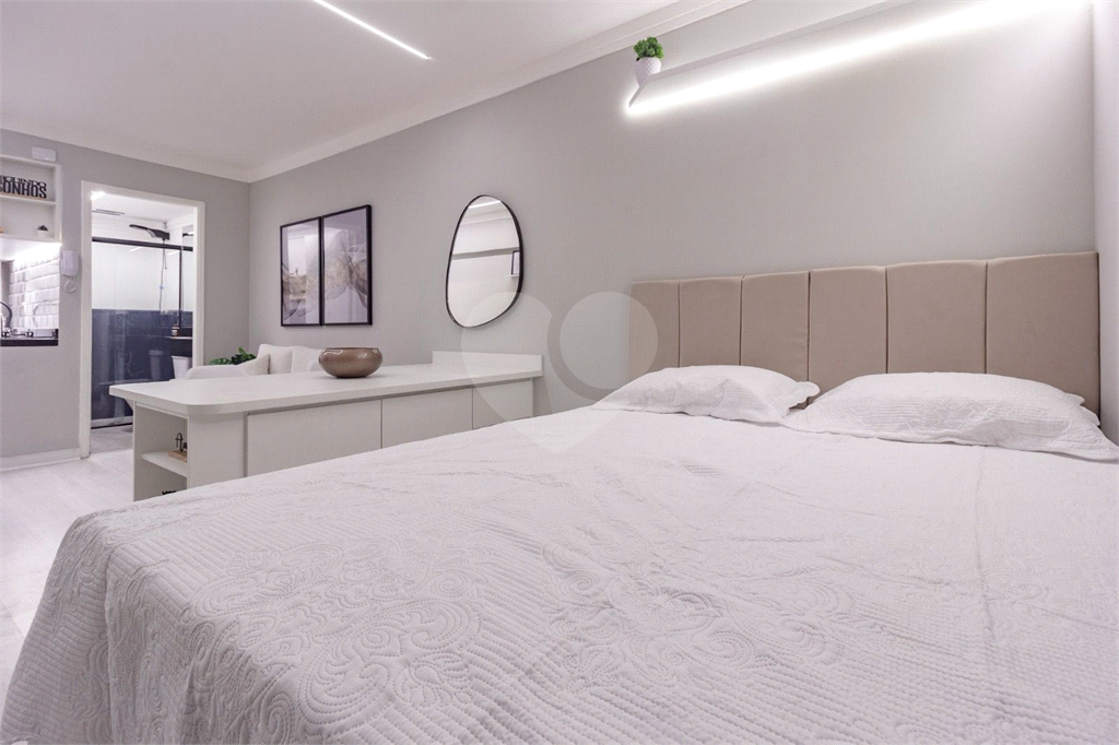 Apartamento de 25 m² com vaga e mobiliado nos Campos Eliseos
