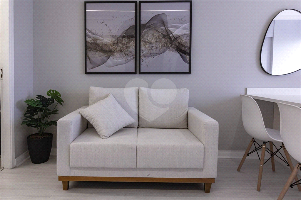 Apartamento de 25 m² com vaga e mobiliado nos Campos Eliseos