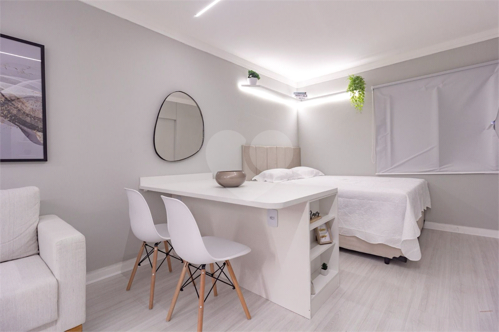 Apartamento de 25 m² com vaga e mobiliado nos Campos Eliseos