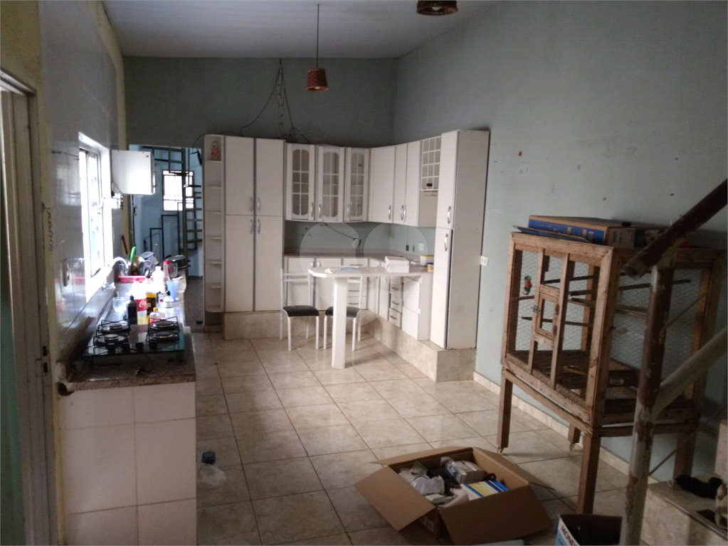 Sobrado à venda e aluguel com 3 quartos, 184m² - Foto 8