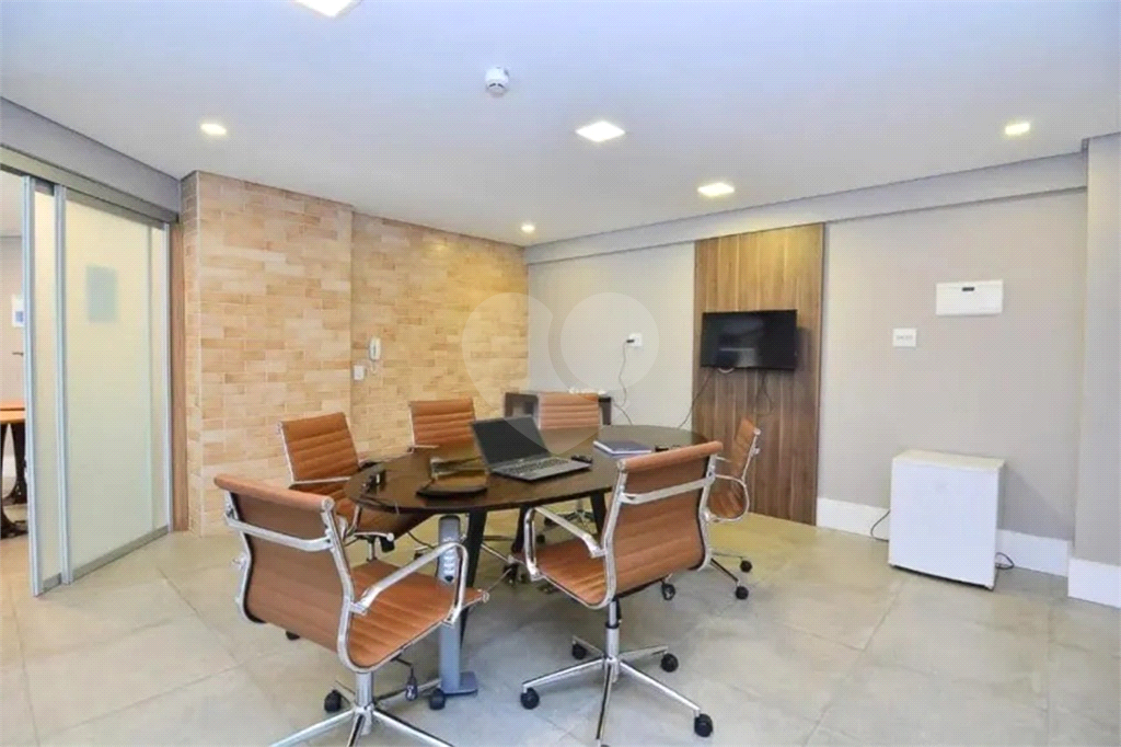 Apartamento de 32 m²  a venda em Pinheiros