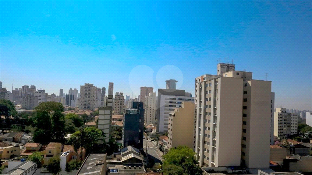 Apartamento de 32 m²  a venda em Pinheiros