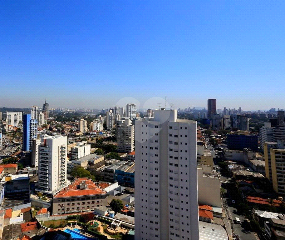 Apartamento de 32 m²  a venda em Pinheiros