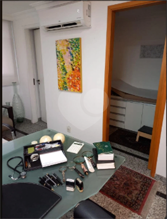 Sala/Consultório Médico Pronto para trabalhar.no Bairro do Paraíso próximo ao HCor,e HAOC