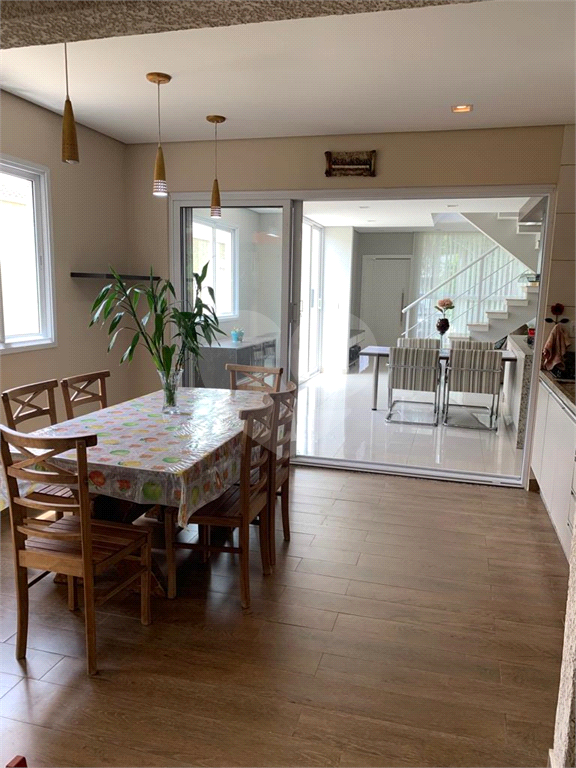 Casa de Condomínio à venda com 3 quartos, 160m² - Foto 11