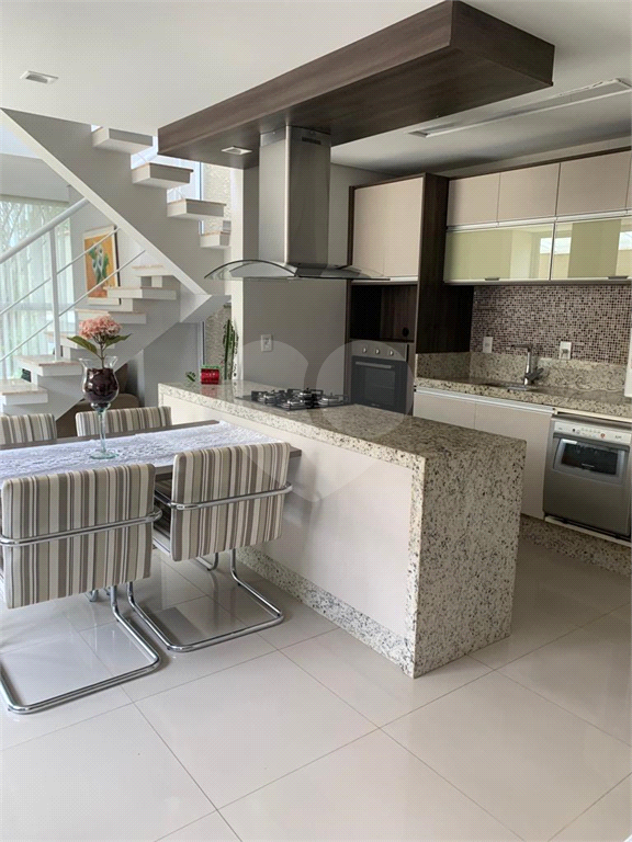 Casa de Condomínio à venda com 3 quartos, 160m² - Foto 4