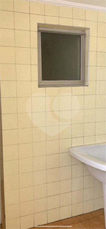 APARTAMENTO em MOEMA