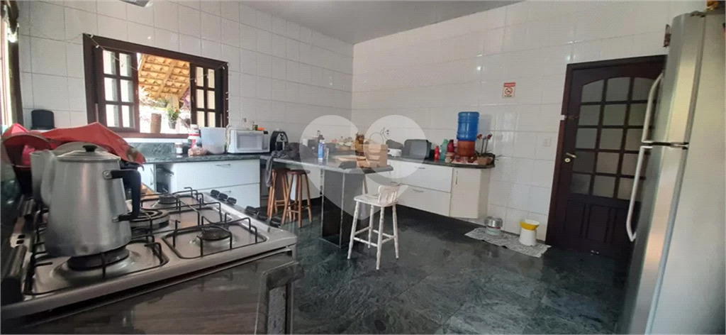 Sobrado à venda com 5 quartos, 400m² - Foto 13