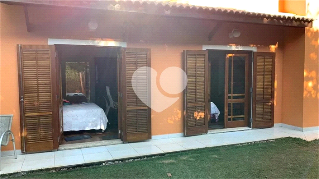 Casa de Condomínio à venda com 4 quartos, 450m² - Foto 13