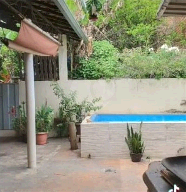 Casa à venda com 4 quartos, 250m² - Foto 5