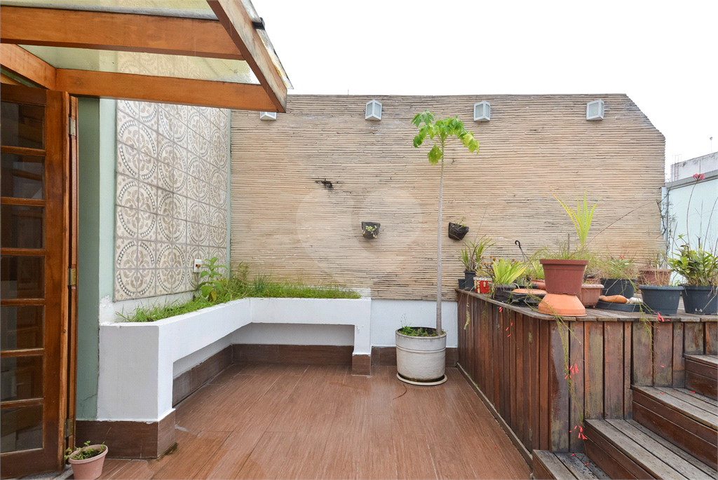  Cobertura Duplex de 112 m², à venda com 3 quartos e 2 vagas de garagem. R$ 1.180.000,00