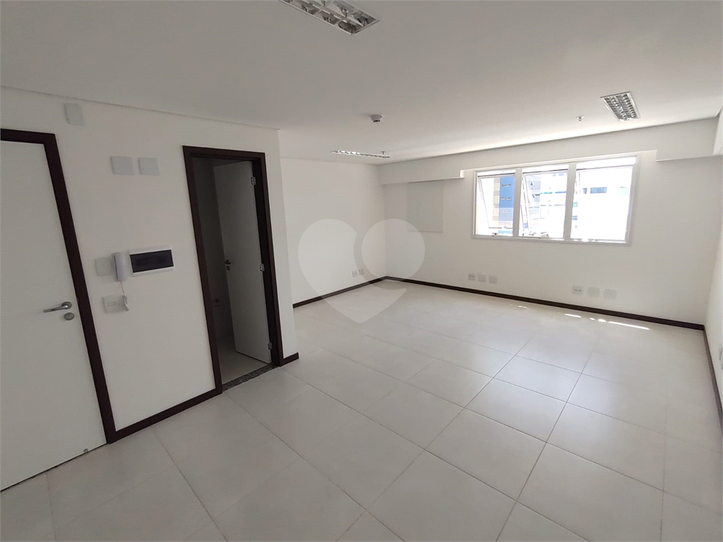 Conjunto Comercial-Sala à venda e aluguel, 31m² - Foto 1