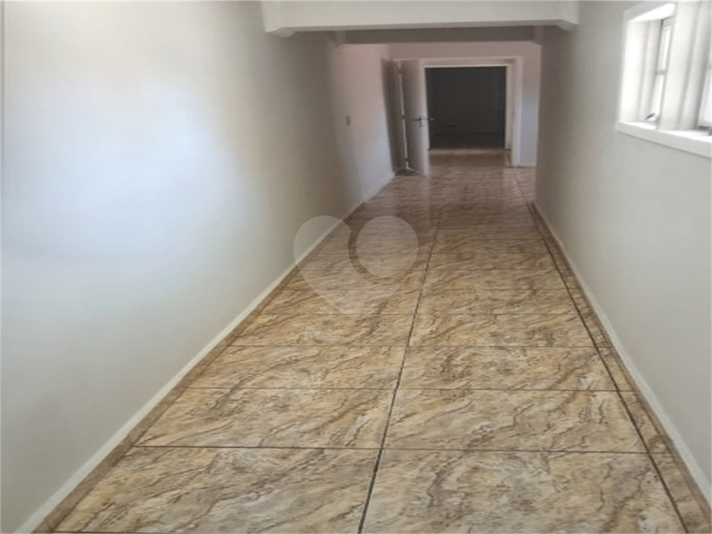 Sobrado à venda e aluguel com 3 quartos, 180m² - Foto 5