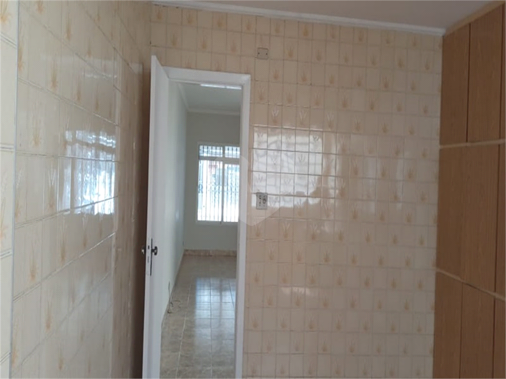 Sobrado à venda e aluguel com 3 quartos, 180m² - Foto 7