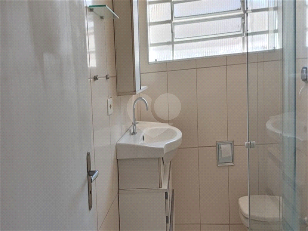 Sobrado à venda e aluguel com 3 quartos, 180m² - Foto 14