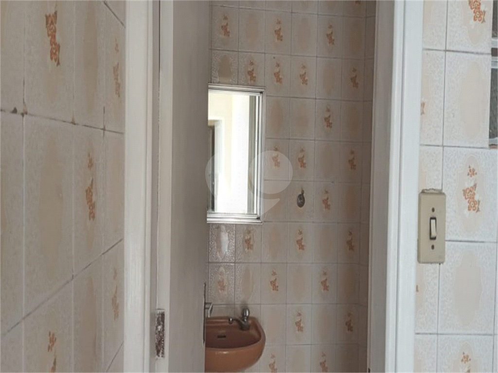 Sobrado à venda e aluguel com 3 quartos, 180m² - Foto 27