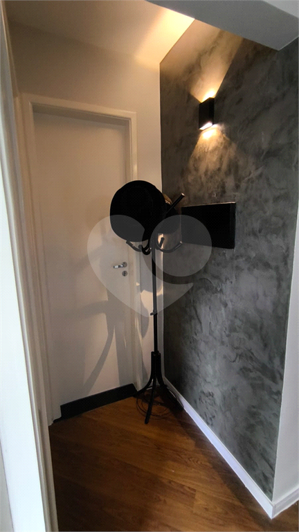 Conforto e a conveniência neste charmoso apartamento de 1 dormitório em Santana. 1 vaga