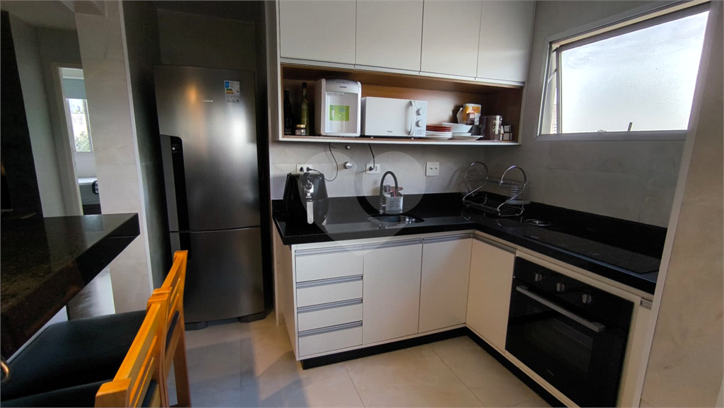 Conforto e a conveniência neste charmoso apartamento de 1 dormitório em Santana. 1 vaga