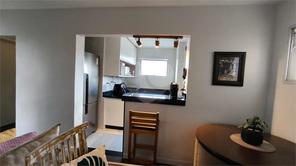 Conforto e a conveniência neste charmoso apartamento de 1 dormitório em Santana. 1 vaga