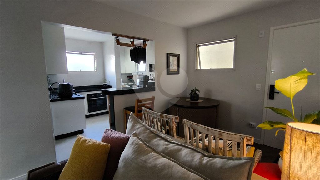 Conforto e a conveniência neste charmoso apartamento de 1 dormitório em Santana. 1 vaga