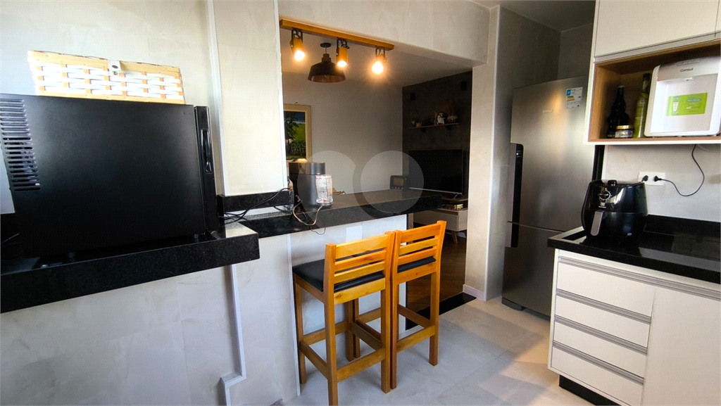 Conforto e a conveniência neste charmoso apartamento de 1 dormitório em Santana. 1 vaga