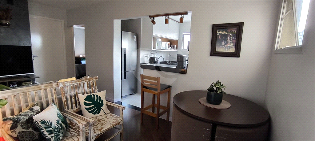 Conforto e a conveniência neste charmoso apartamento de 1 dormitório em Santana. 1 vaga