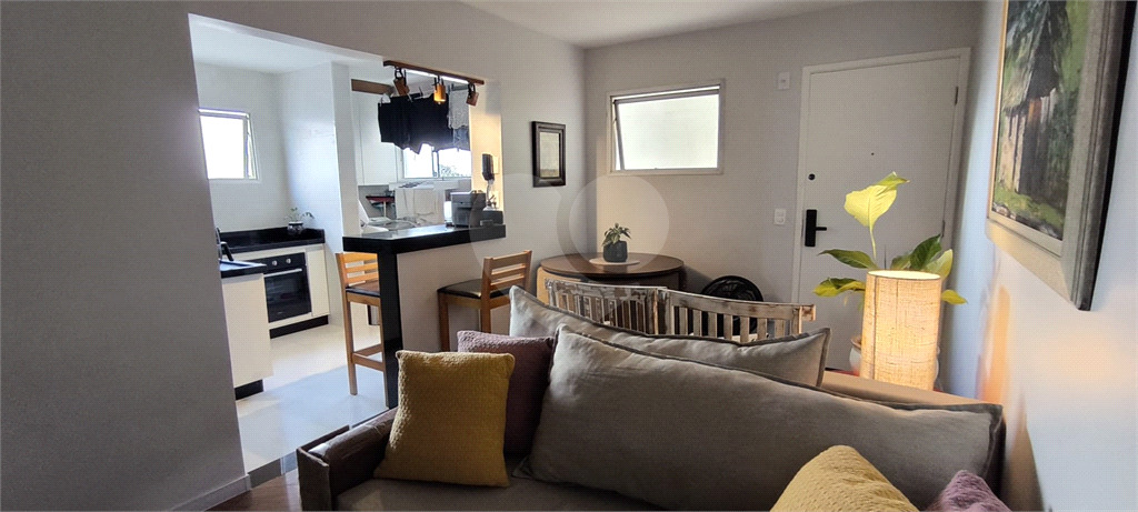 Conforto e a conveniência neste charmoso apartamento de 1 dormitório em Santana. 1 vaga