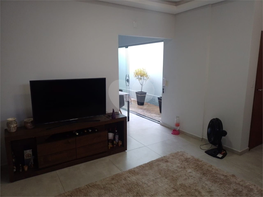 Casa à venda com 3 quartos, 150m² - Foto 4