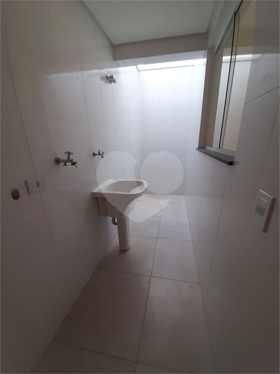 Sobrado novo na Penha em condominio 