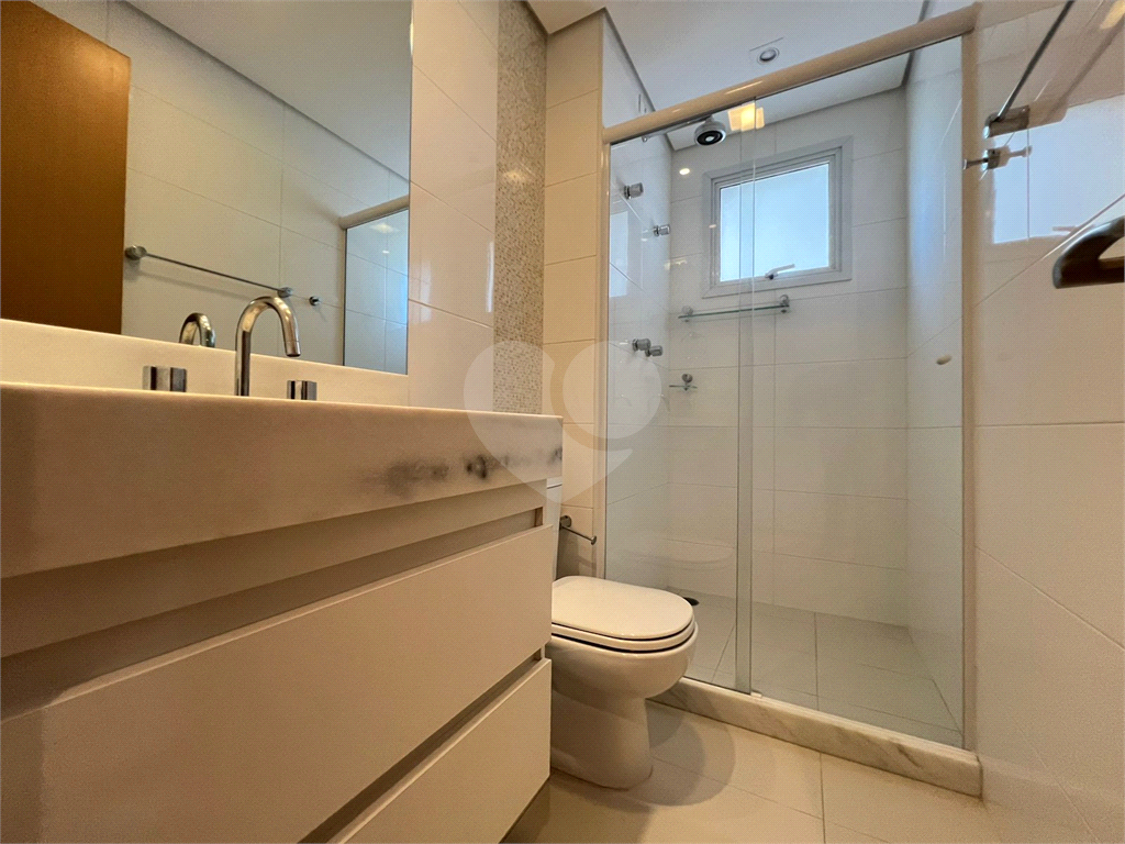 Apartamento para alugar com 3 quartos, 81m² - Foto 12