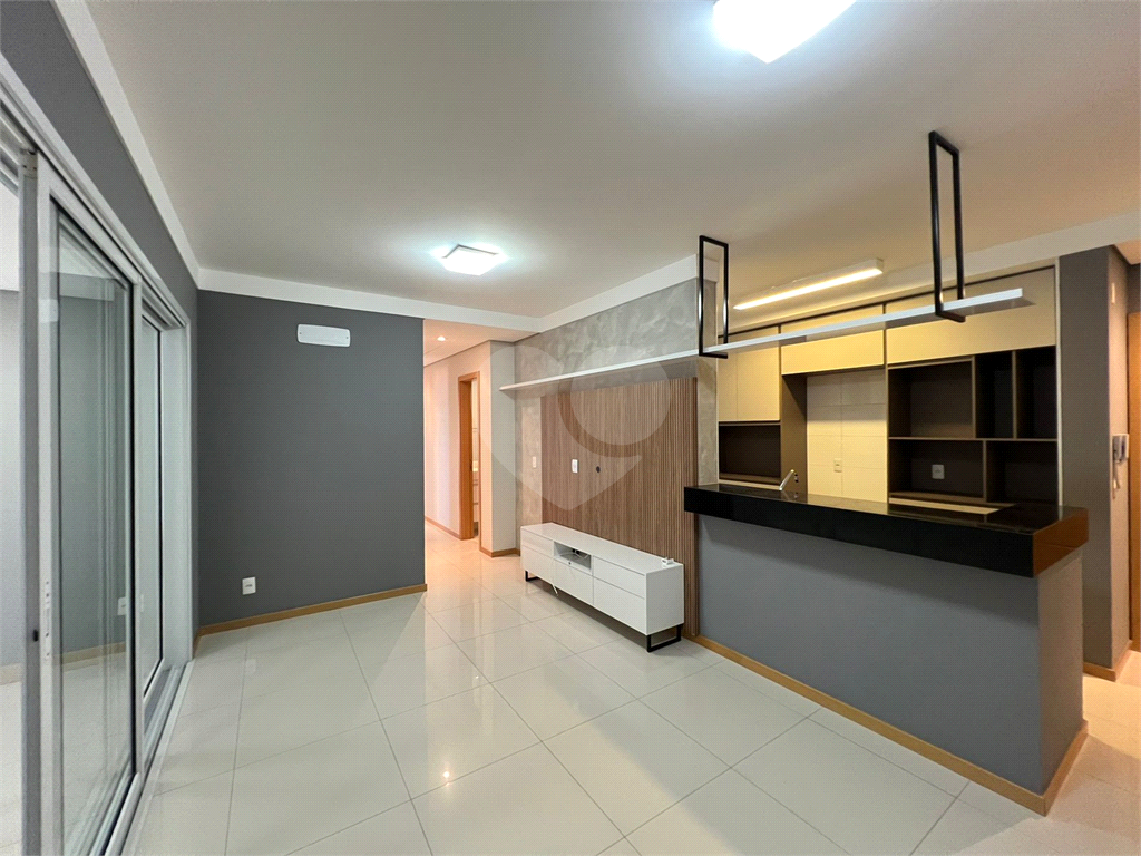 Apartamento para alugar com 3 quartos, 81m² - Foto 25