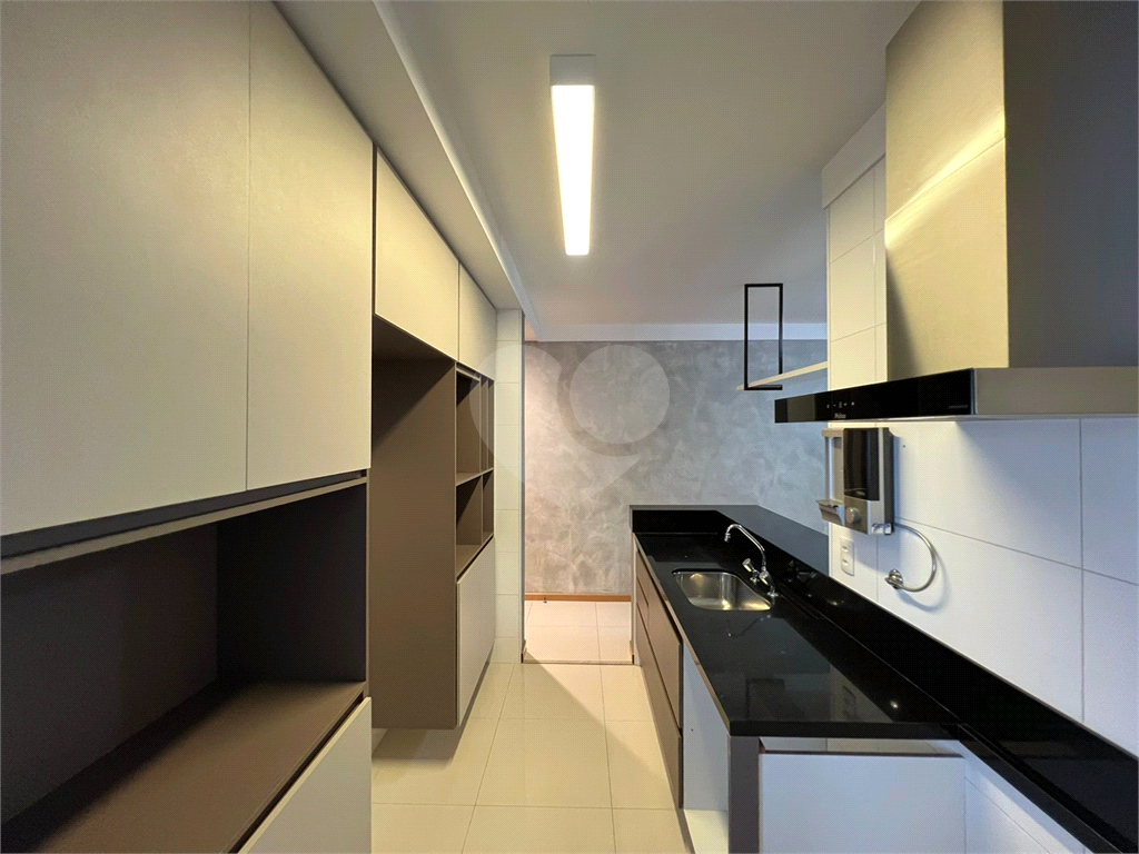 Apartamento para alugar com 3 quartos, 81m² - Foto 24