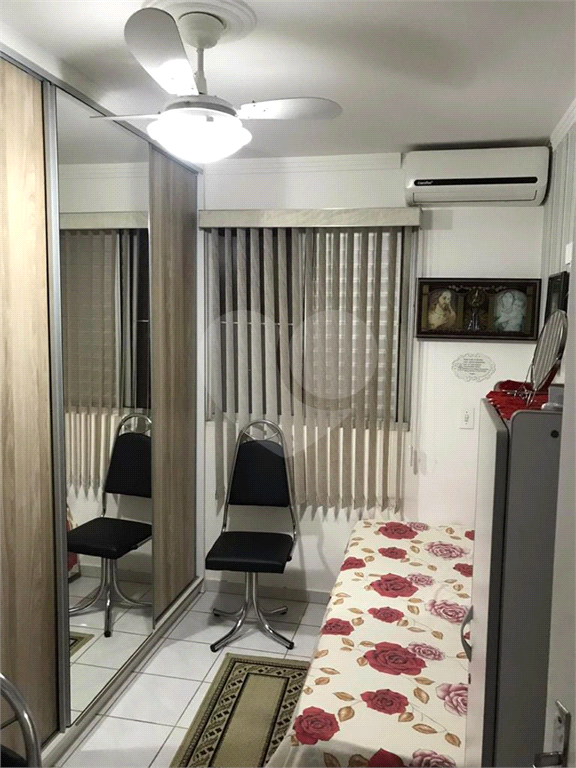 Apartamento à venda com 2 quartos, 46m² - Foto 1