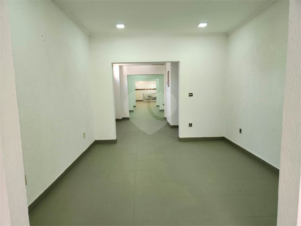 PRÉDIO INTEIRO em VILA LEOPOLDINA