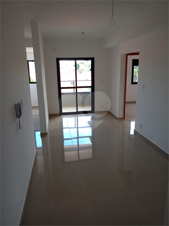 Apartamento à venda com 2 quartos, 65m² - Foto 1