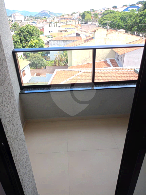 Apartamento à venda com 2 quartos, 65m² - Foto 3