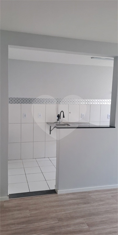 Apartamento à venda com 2 quartos, 47m² - Foto 3