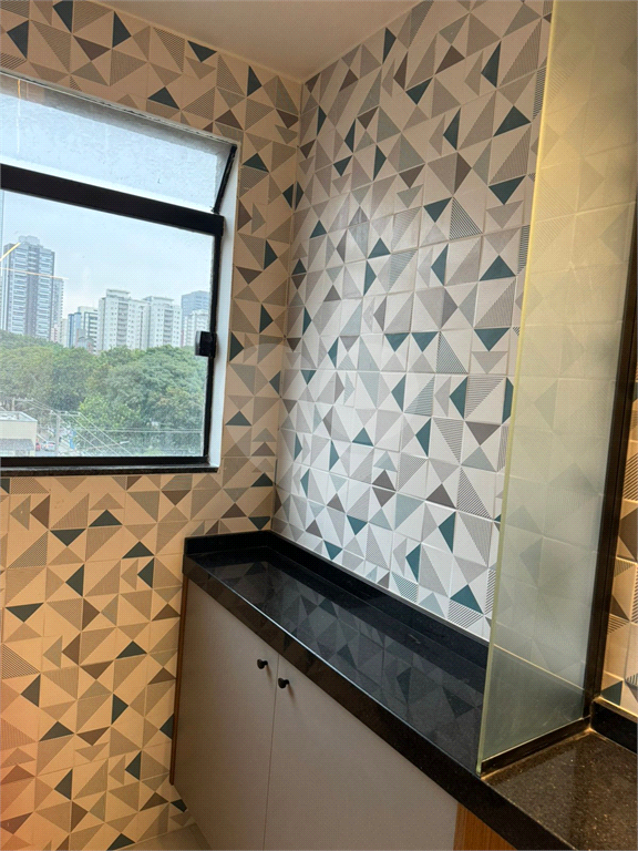 APARTAMENTO em TATUAPÉ