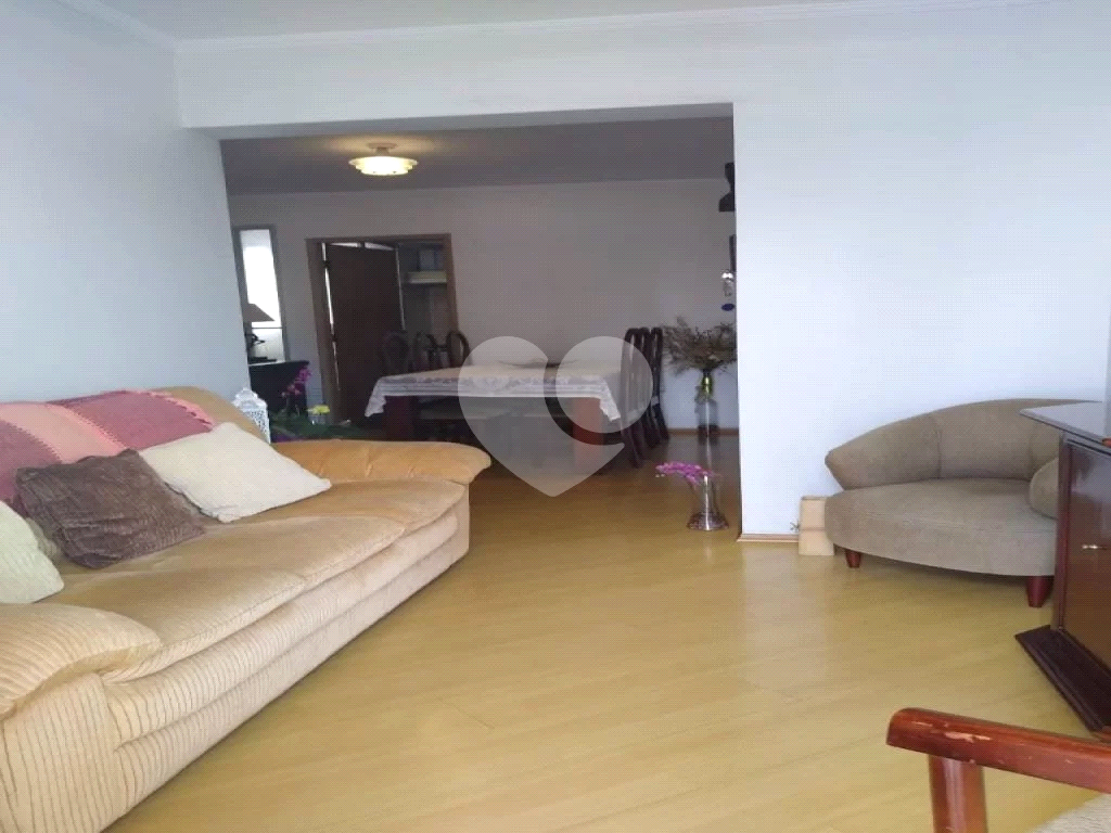 Ótimo apartamento no alto de Santana
