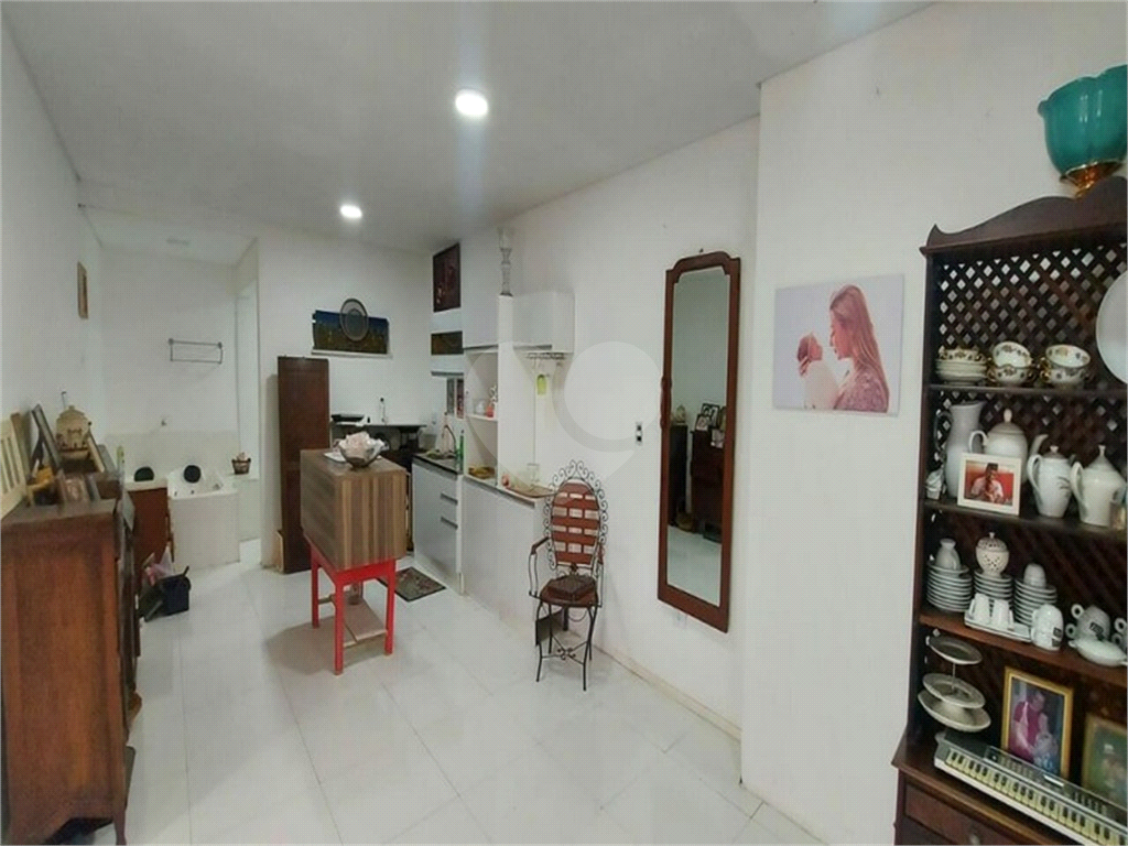 Lindo sobrado em condominio fechado 