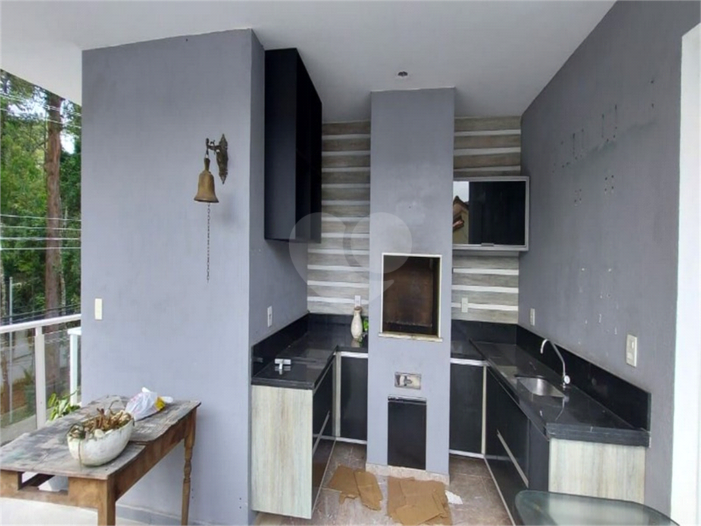 Lindo sobrado em condominio fechado 