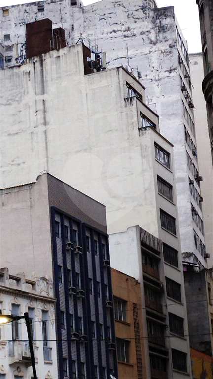 Oportunidade Única: Prédio Comercial no Coração do Centro Histórico de São Paulo